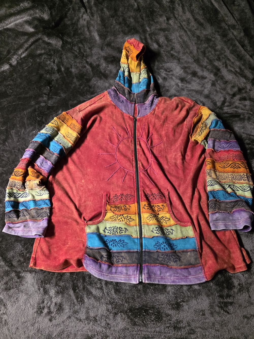 Bohemian Multicolor Zip-Up Hoodie Sweatshirt - Red